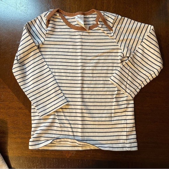 H&M | 3-piece long sleeve outfit fall themed | 18mo - Picture 4 of 6
